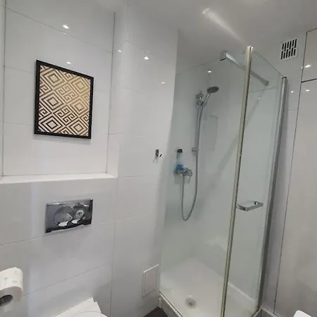 Srodmiescie Metro, 19 Floor 公寓 *