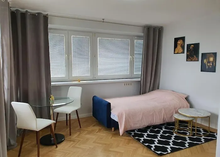 شقة Srodmiescie Metro, 19 Floor *